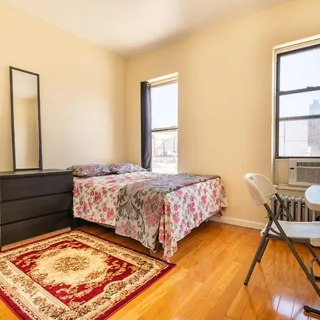 Empire Blvd Guest House-2